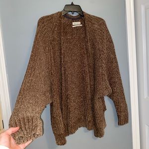 UO Chenille Soft Boyfriend Cardigan